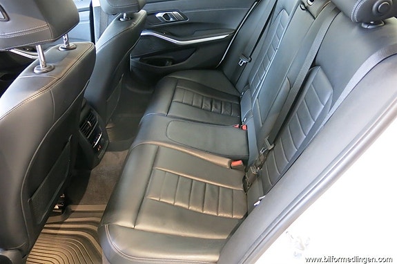 BMW 330e 8 of 16