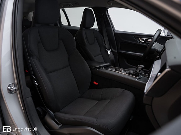 Volvo V60 25 of 30