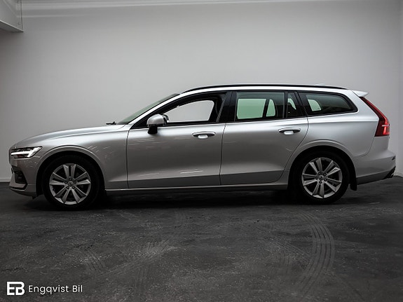 Volvo V60 4 of 30