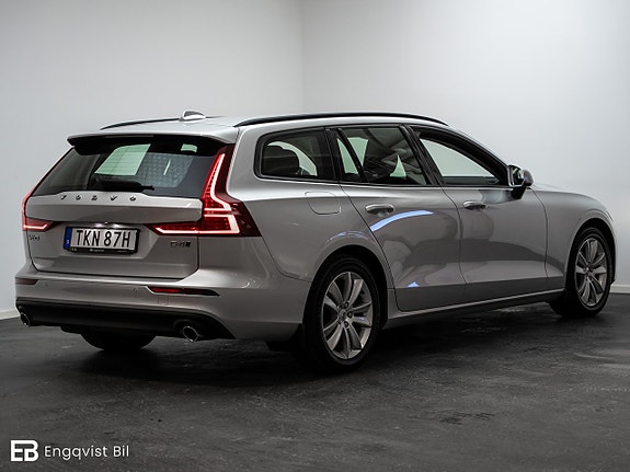Volvo V60 8 of 30