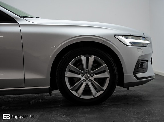 Volvo V60 14 of 30