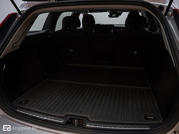 Volvo V60 11 of 30