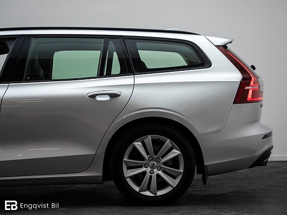 Volvo V60 7 of 30