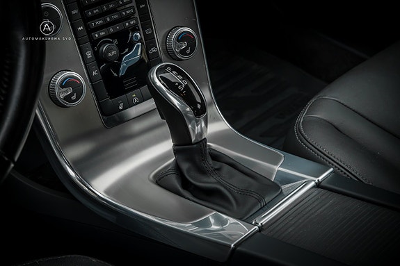 Volvo V60 8 of 22