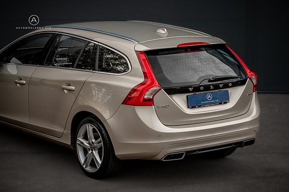 Volvo V60 21 of 22