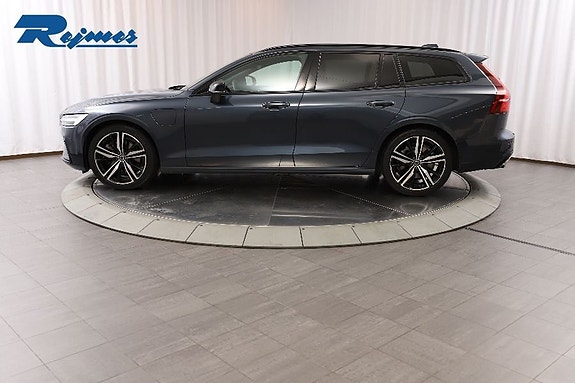 Volvo V60 7 of 23