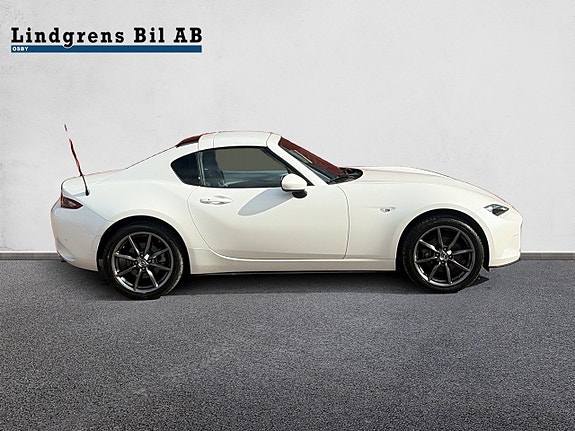 Mazda MX-5 2 of 10