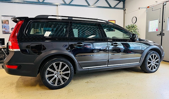 Volvo XC70 9 of 21