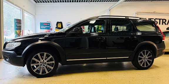Volvo XC70 4 of 21