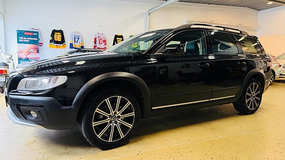 Volvo XC70 3 of 21