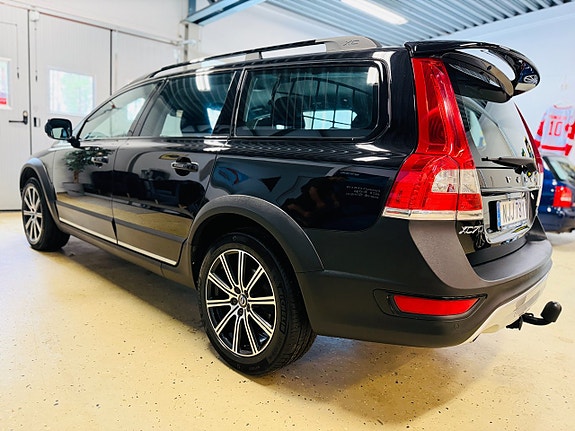Volvo XC70 5 of 21