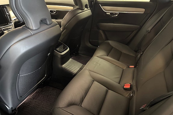 Volvo V90 12 of 28