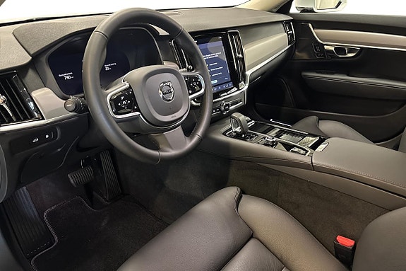 Volvo V90 8 of 28