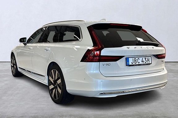 Volvo V90 4 of 28