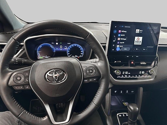 Toyota Corolla Cross 9 of 15