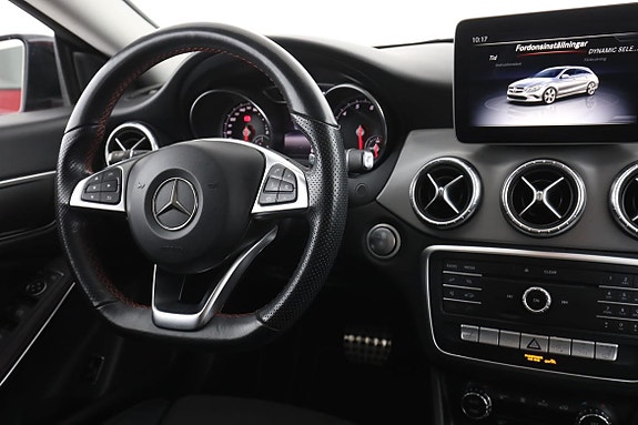 Mercedes-Benz CLA180 14 of 30
