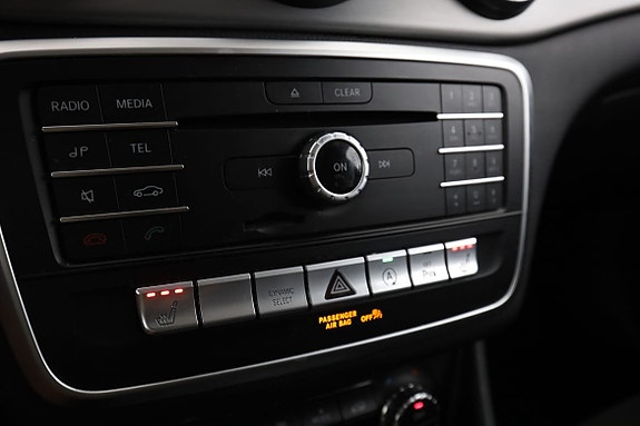 Mercedes-Benz CLA180 23 of 30