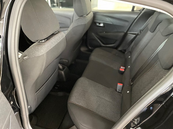 Peugeot 208 14 of 14