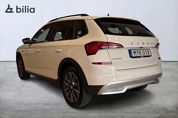 Skoda Kamiq 2 of 22