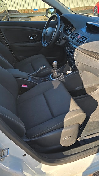 Renault Megane III 8 of 8
