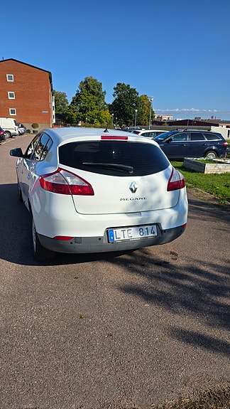 Renault Megane III 4 of 8