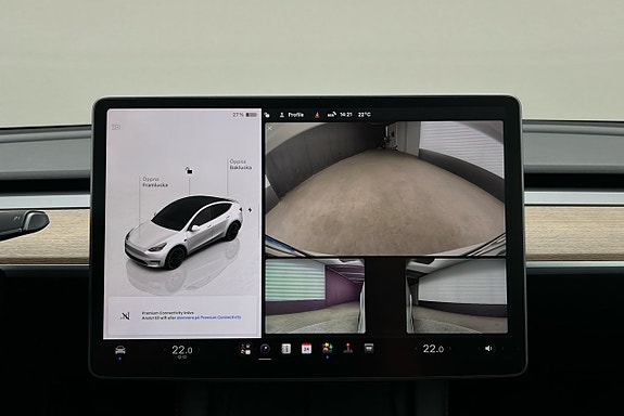 Tesla Model Y 24 of 25