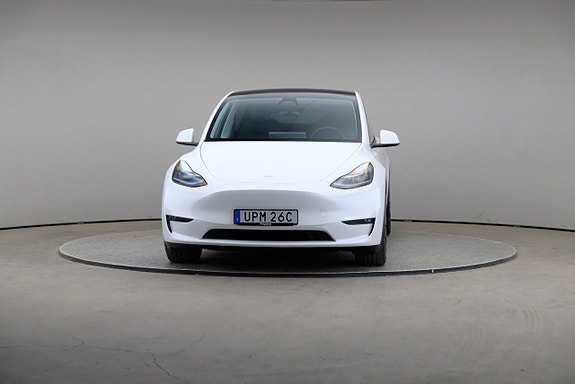 Tesla Model Y 3 of 25