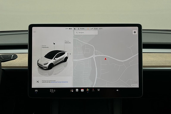 Tesla Model Y 7 of 25