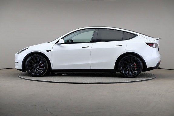 Tesla Model Y 4 of 25