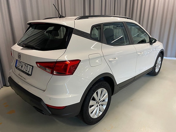 Seat Arona 5 of 19