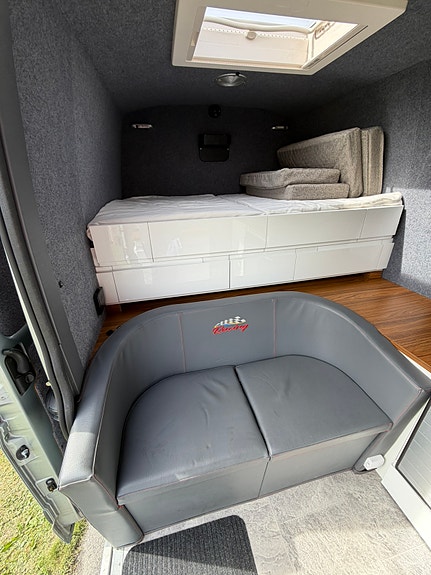 Renault Master 9 of 12