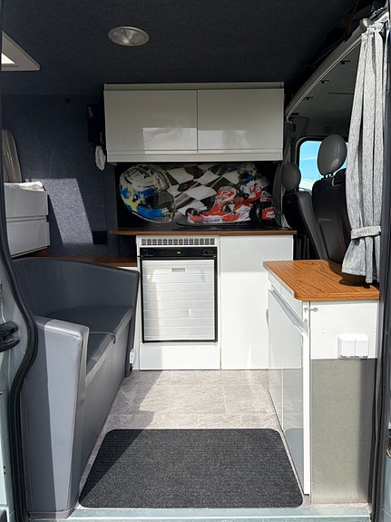 Renault Master 8 of 12