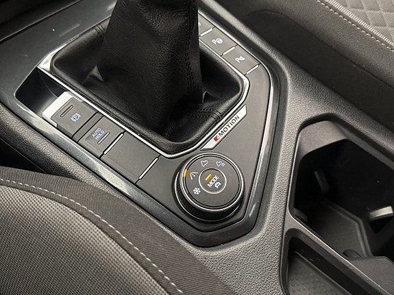 Volkswagen Tiguan 21 of 30