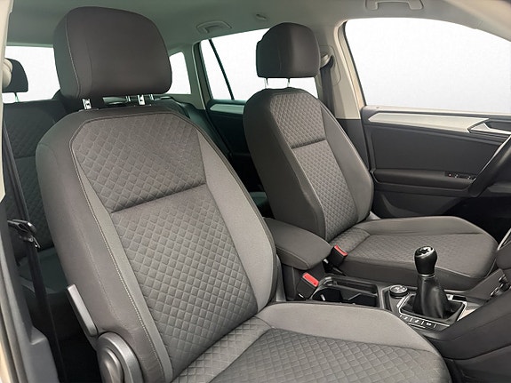 Volkswagen Tiguan 22 of 30
