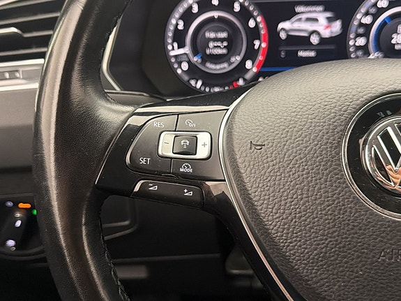Volkswagen Tiguan 13 of 30