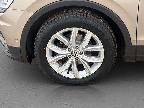 Volkswagen Tiguan 29 of 30