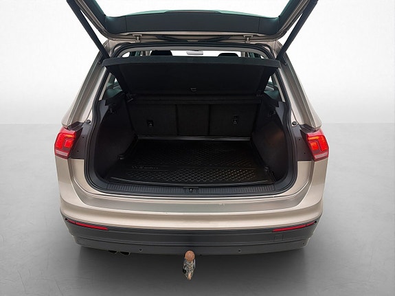 Volkswagen Tiguan 25 of 30