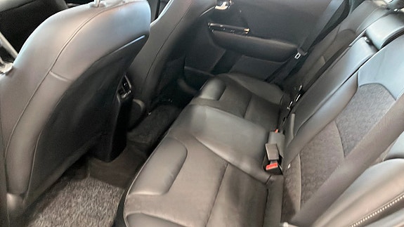 Kia Niro 5 of 9