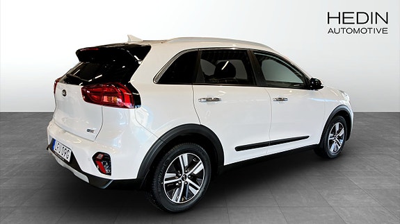 Kia Niro 2 of 9
