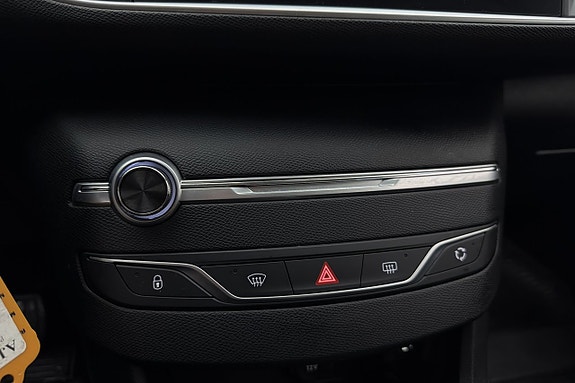 Peugeot 308 21 of 26