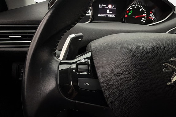 Peugeot 308 10 of 26