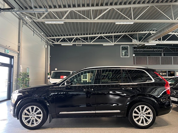 Volvo XC90 7 of 24