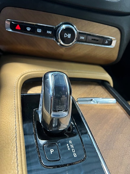 Volvo XC90 20 of 24