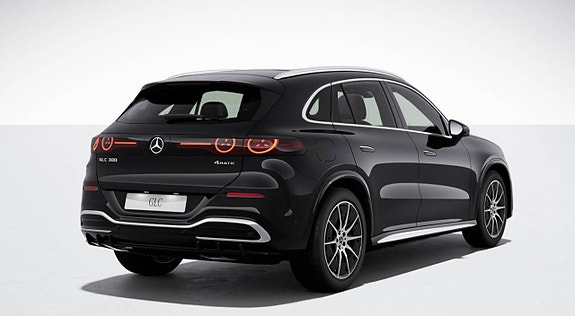 Mercedes-Benz GLC300 5 of 10