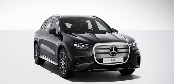 Mercedes-Benz GLC300 3 of 10