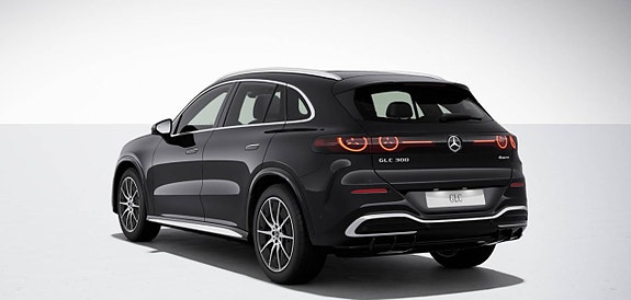 Mercedes-Benz GLC300 6 of 10