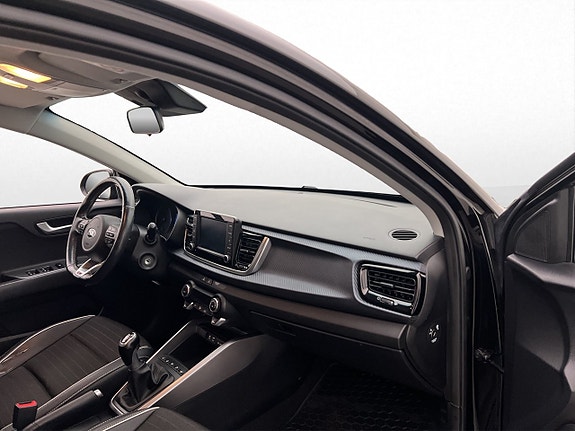 Kia Rio 12 of 24