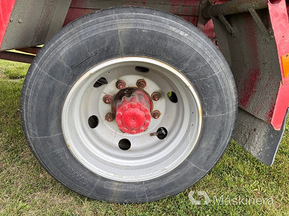 Veteranlastbil Volvo F611 8 of 27