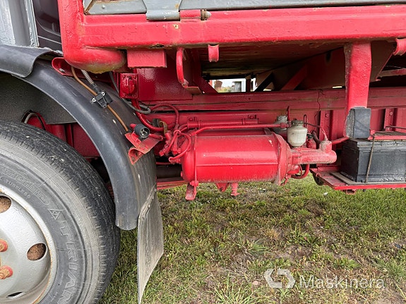 Veteranlastbil Volvo F611 18 of 27