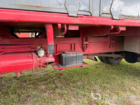 Veteranlastbil Volvo F611 19 of 27